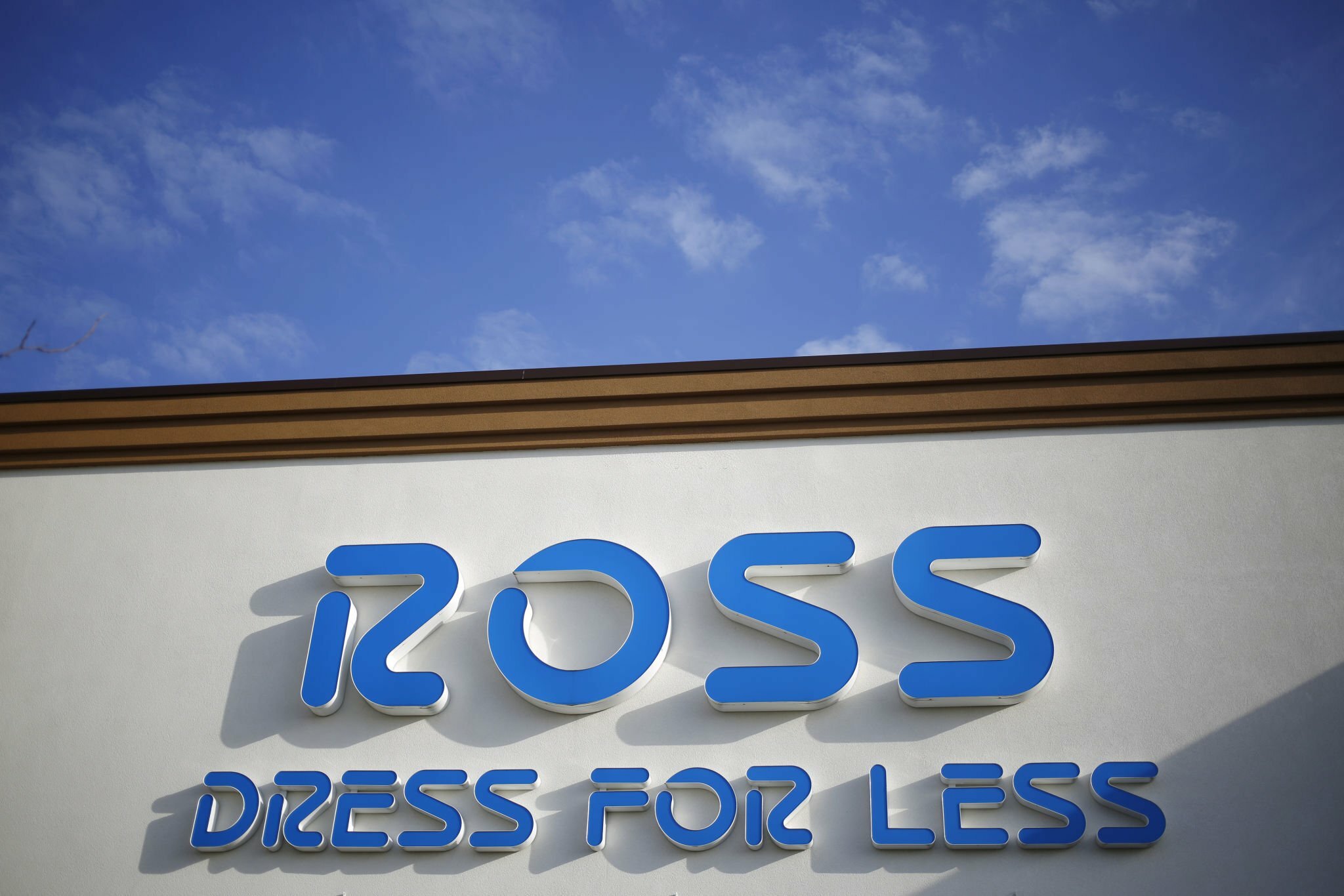 What Time Does Ross Close: Score Big Savings Before Closing!